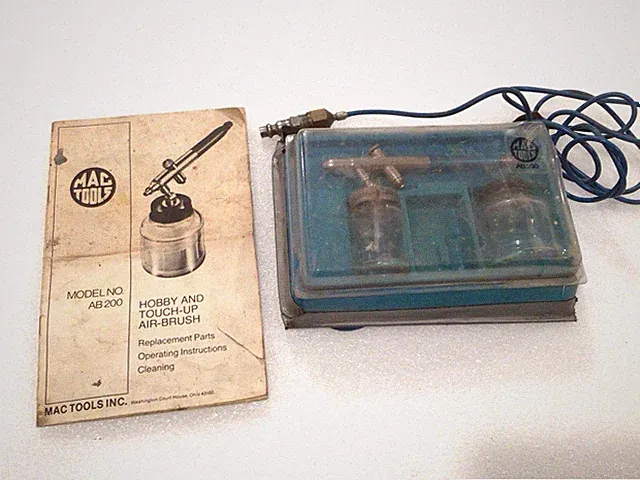 Mac Tools Model No. AB200 Hobby and Touch-Up Air Brush